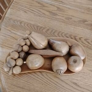 8 pc. MCM Wood Decorative Fruit Set w/ Tray, Banana/Grapes/Apples/Pears